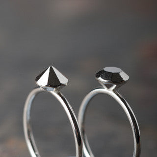 Pointy silver ring